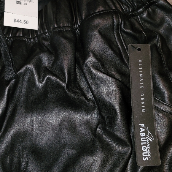 Brand New 2X Ashley Stewart Faux Leather Pants - Picture 3 of 4